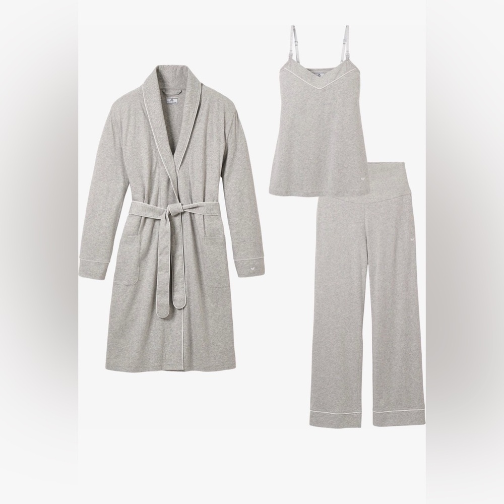 Luxurious Women's Gray Sleepwear Robe Set